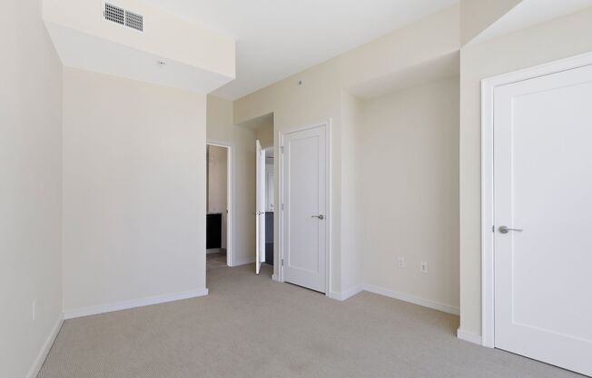 2 beds, 2 baths, $3,495, Unit Unit 2207