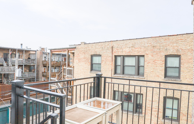4406 N MAGNOLIA