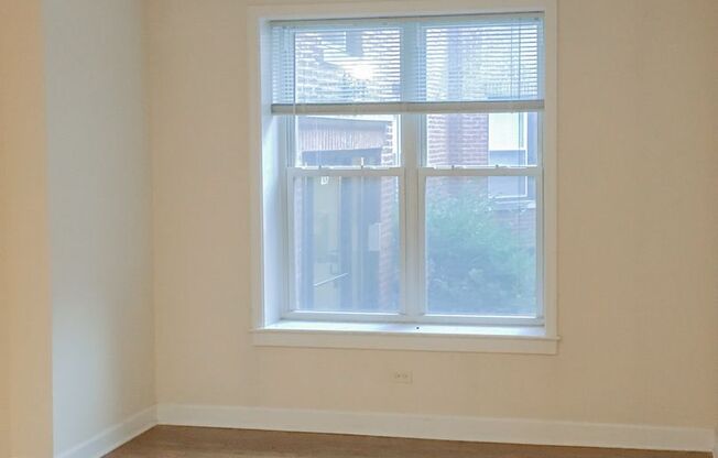 2 beds, 1 bath, 730 sqft, $2,895, Unit 855-1W