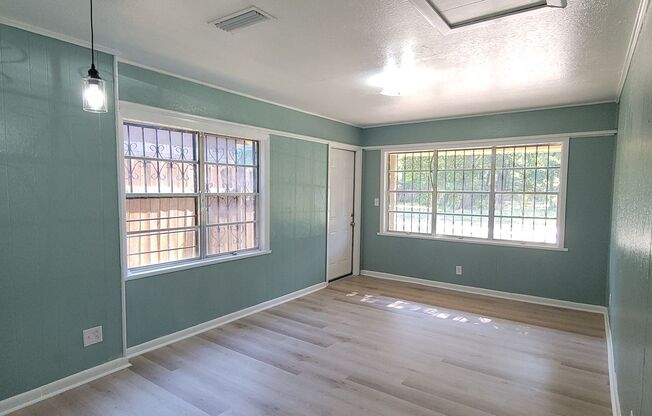 Beautiful 4 bedroom/1 bath home fully rehabbed with Central Air and Heat