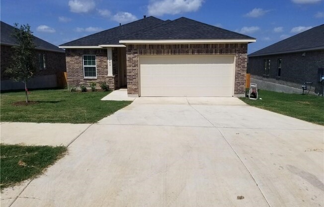 1264 WHIPPLETREE TRL
