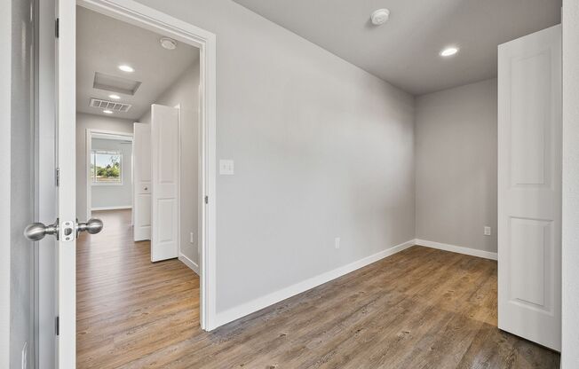 2 beds, 2.5 baths, 1,207 sqft, $1,700, Unit E170