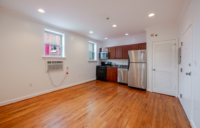 430 IRVING ST NW