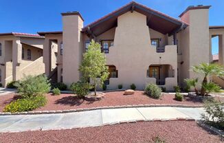 Cozy condo with 2 bedrooms and 2 bathroom