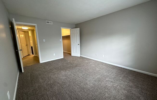 1 bed, 1 bath, 730 sqft, $1,050, Unit 82