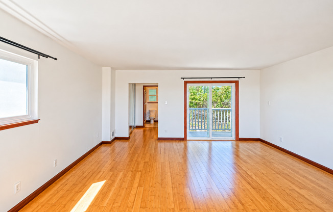 3 beds, 3 baths, 2,100 sqft, $3,750, Unit 3709