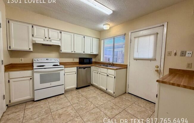 1301 LOVELL
