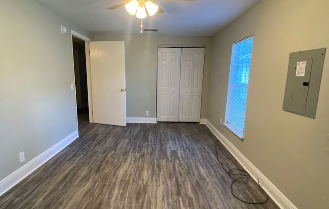 3 beds, 1 bath, $1,495