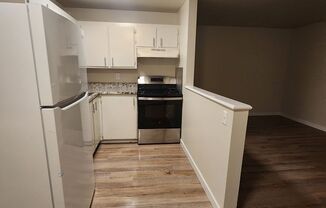 Cherry St 2620 E