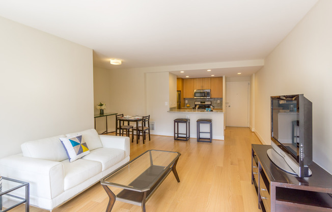 1 bed, 1 bath, 600 sqft, $3,500, Unit 0304