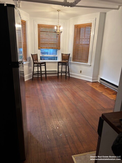 281 NEWBURY