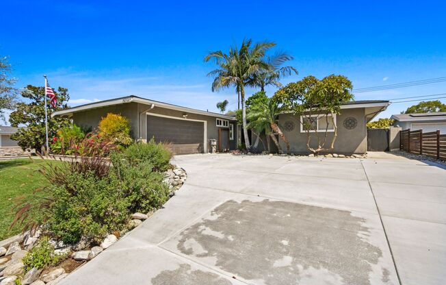 Lovely La Mirada Home