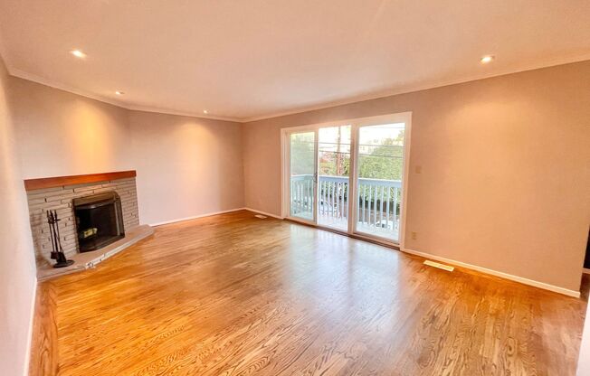 2BR / 2BA w/ Garage, Outdoor Space, In unit Laundry -  in the desirable Corona Heights, Castro neighborhood! Close to everything!  PROGRESSIVE