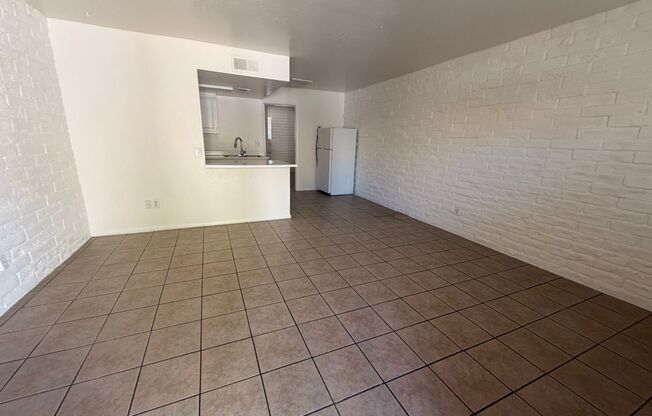 1 bed, 1 bath, 570 sqft, $899, Unit 16621-13