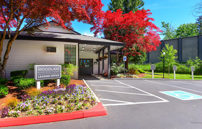 woodlake leasing office and parking lot