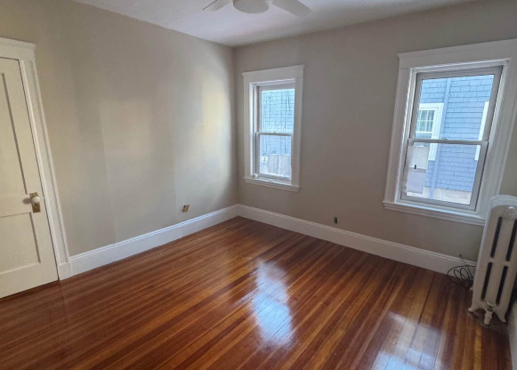 14 W ST