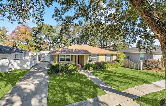Beautiful Single Family Home off Filmore in Oak Park! Must See!
