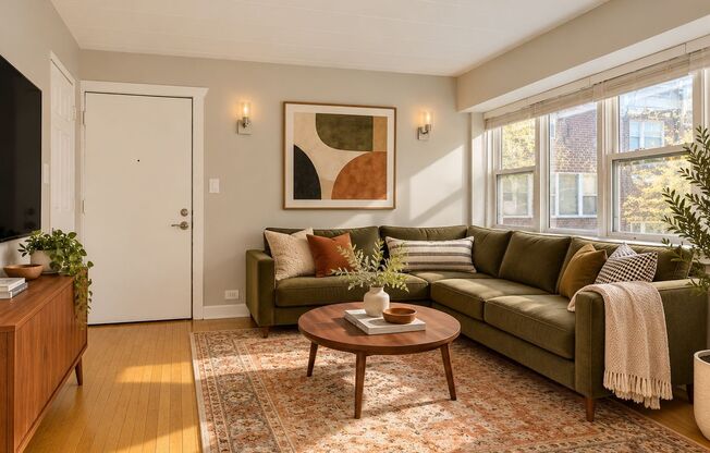 6015-23 N. Fairfield
