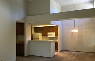 2 beds, 2 baths, $2,650, Unit Unit B