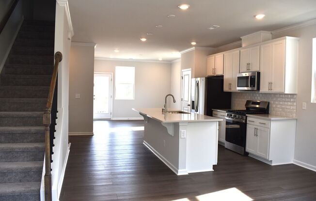 PRICE REDUCTION!! New build 3 bedroom 3.5 bath Townhome in Apex!