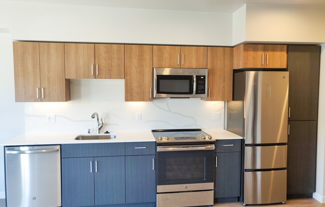 Studio, 1 bath, 460 sqft, $1,695, Unit 307