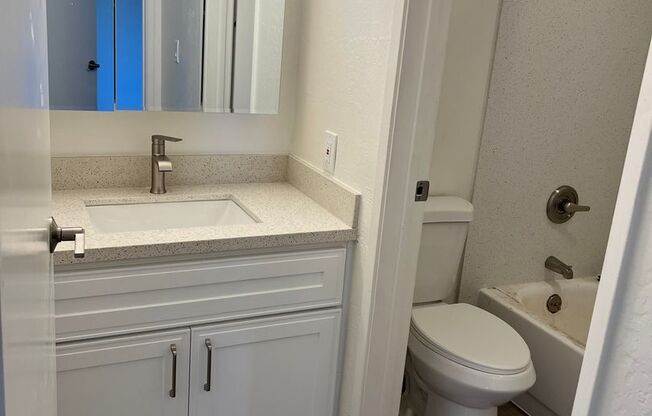 1 bed, 1 bath, $2,550, Unit 304