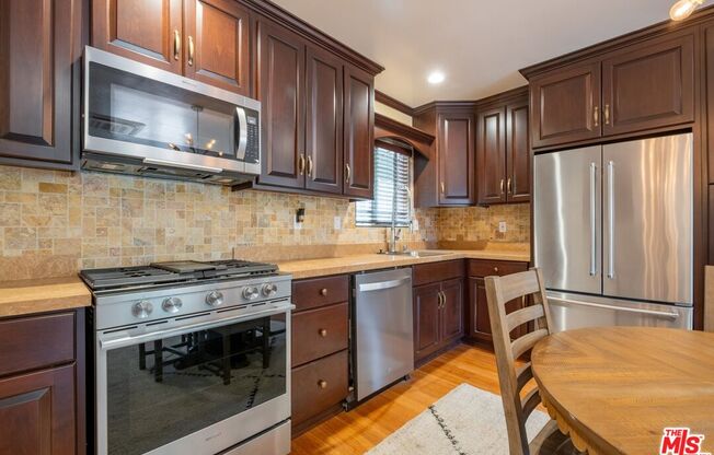 6820 PARSONS TRL