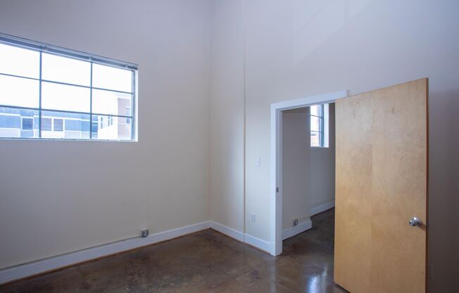 2 beds, 2 baths, 900 sqft, $1,850, Unit 205