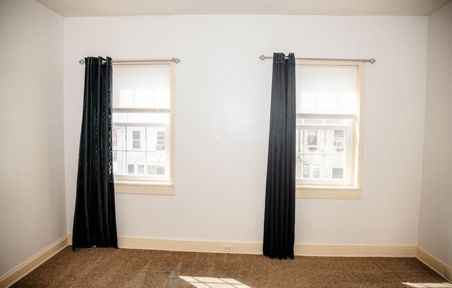 2 beds, 1 bath, $1,400, Unit Apt 101