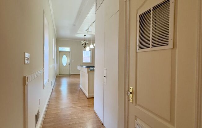Elegant Urban Living in a Classic End-Row Townhouse in Charles Village, MD!