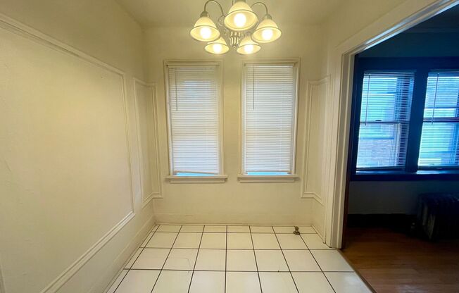 1 bed, 1 bath, $1,195, Unit 7