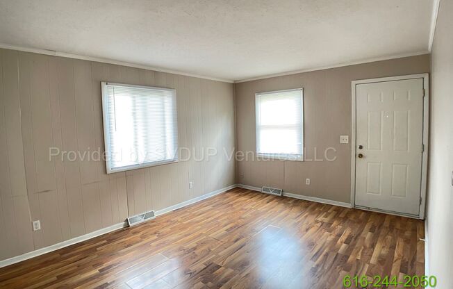 3 Bedroom 1 Bathroom By Huff Park!!