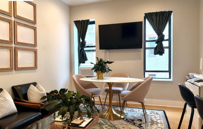 1 bed, 1 bath, 550 sqft, $2,550, Unit C2