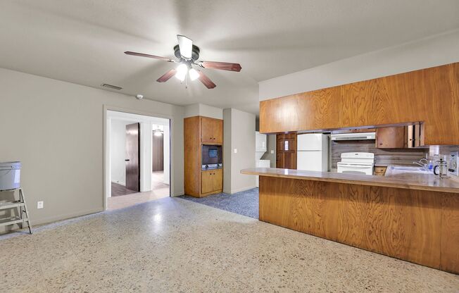 Charming Home in Central McAllen!