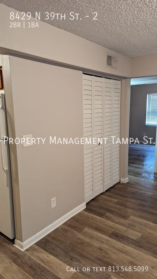 8429 N 39 ST