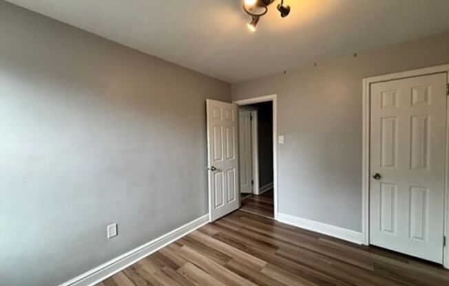 3 beds, 1 bath, 1,000 sqft, $2,390, Unit 6236 Fifth Ave. #300A
