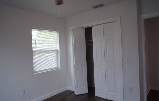 3 beds, 1 bath, $1,900