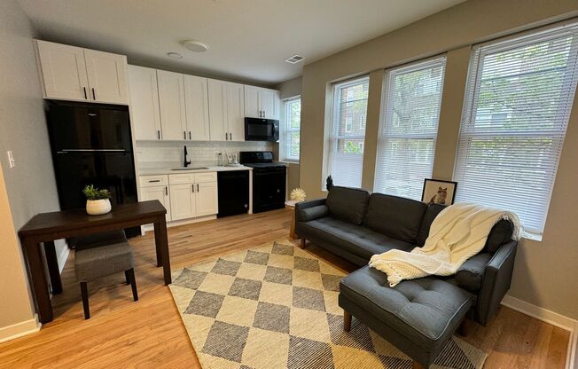 1 bed, 1 bath, $1,475, Unit 206