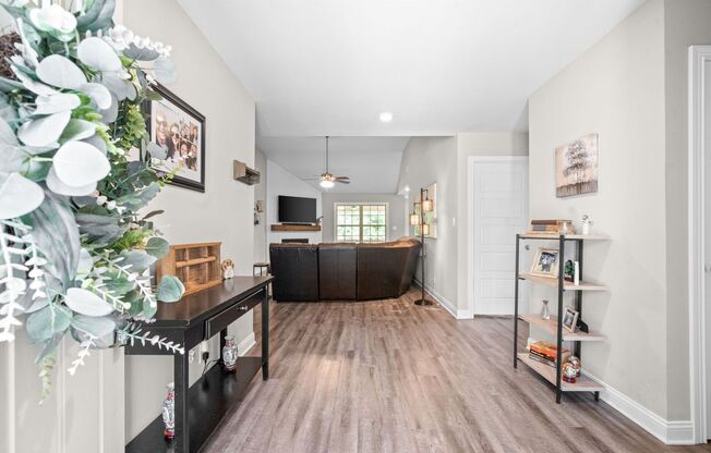 3 Bed 2 Bath Home For Rent Near Downtown Clarksville!