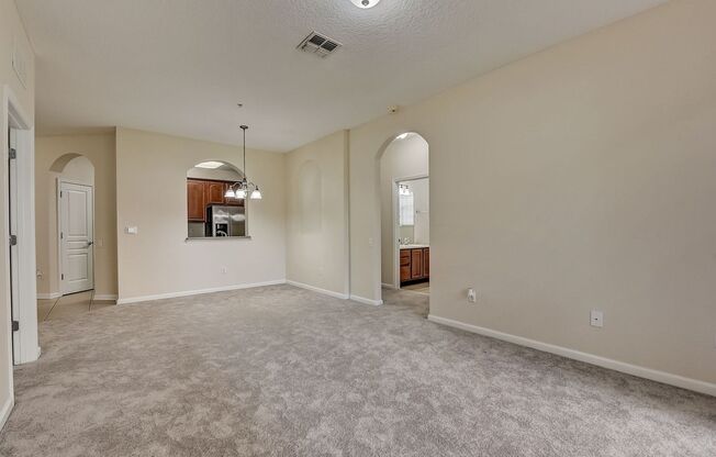 3 beds, 2 baths, $1,865, Unit UNIT 103
