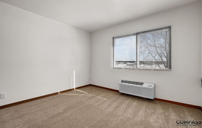 1 bed, 1 bath, 500 sqft, $995, Unit 116