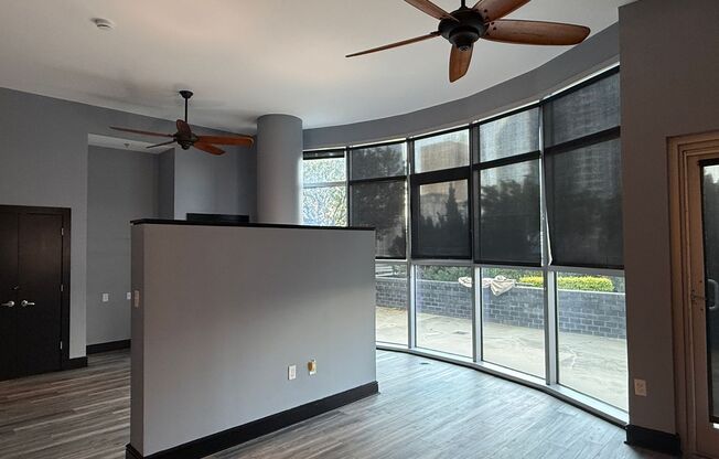 1 bed, 1 bath, $2,200, Unit UNIT 710