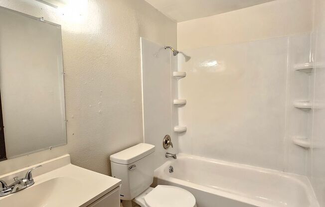 1 bed, 1 bath, 516 sqft, $995, Unit 49