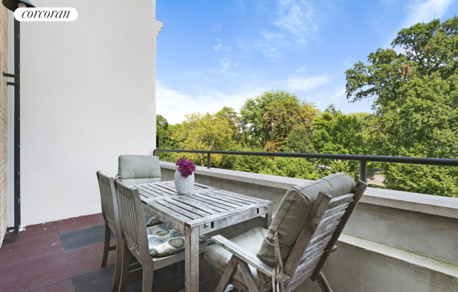 205 PROSPECT PARK SW