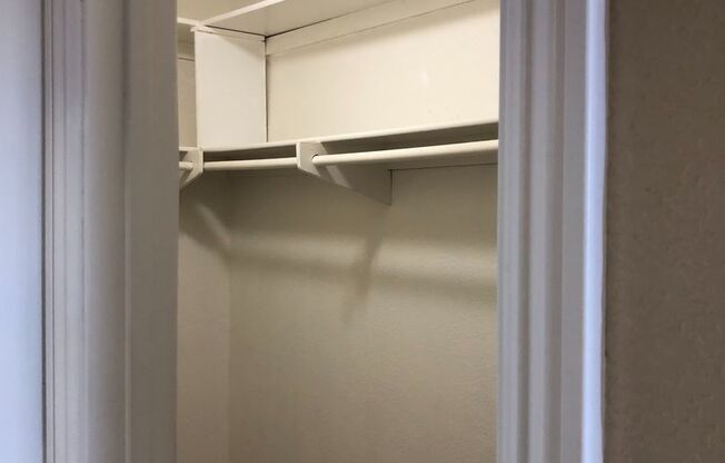 2 beds, 2 baths, 900 sqft, $2,800, Unit 416