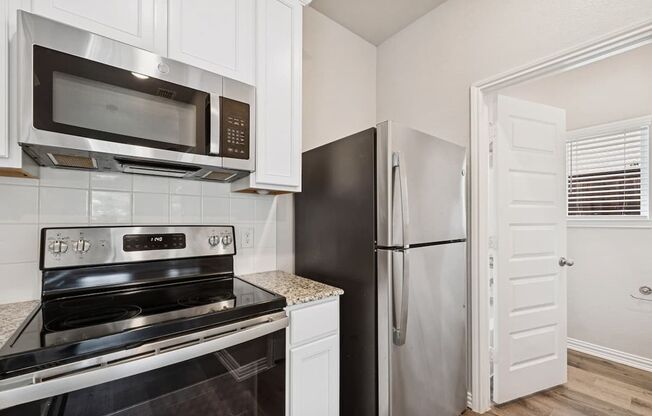 Studio, 1 bath, 364 sqft, $1,149, Unit 10167P
