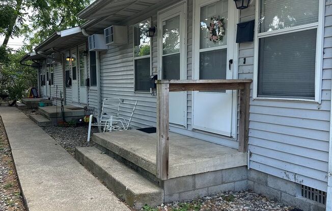 202 S Hartle