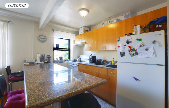 25 10 31 AVE