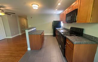 1 bed, 1 bath, $1,200, Unit B401