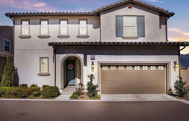 Charming 4-Bedroom Townhome Rental in West End, Fontana - 7064 Mallow Dr, Unit 2